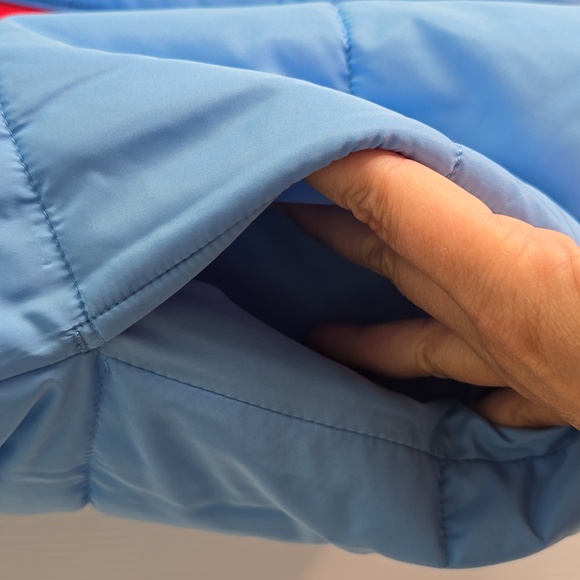 Crayola Red and Light Blue Reversible Puffer Vest - XXL - NWT - Picture 11 of 14